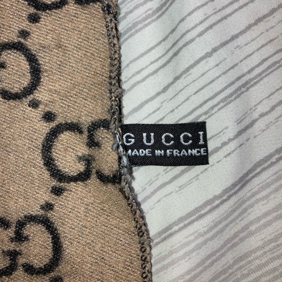 Gucci Cashmere Scarf - Picture 2 of 3